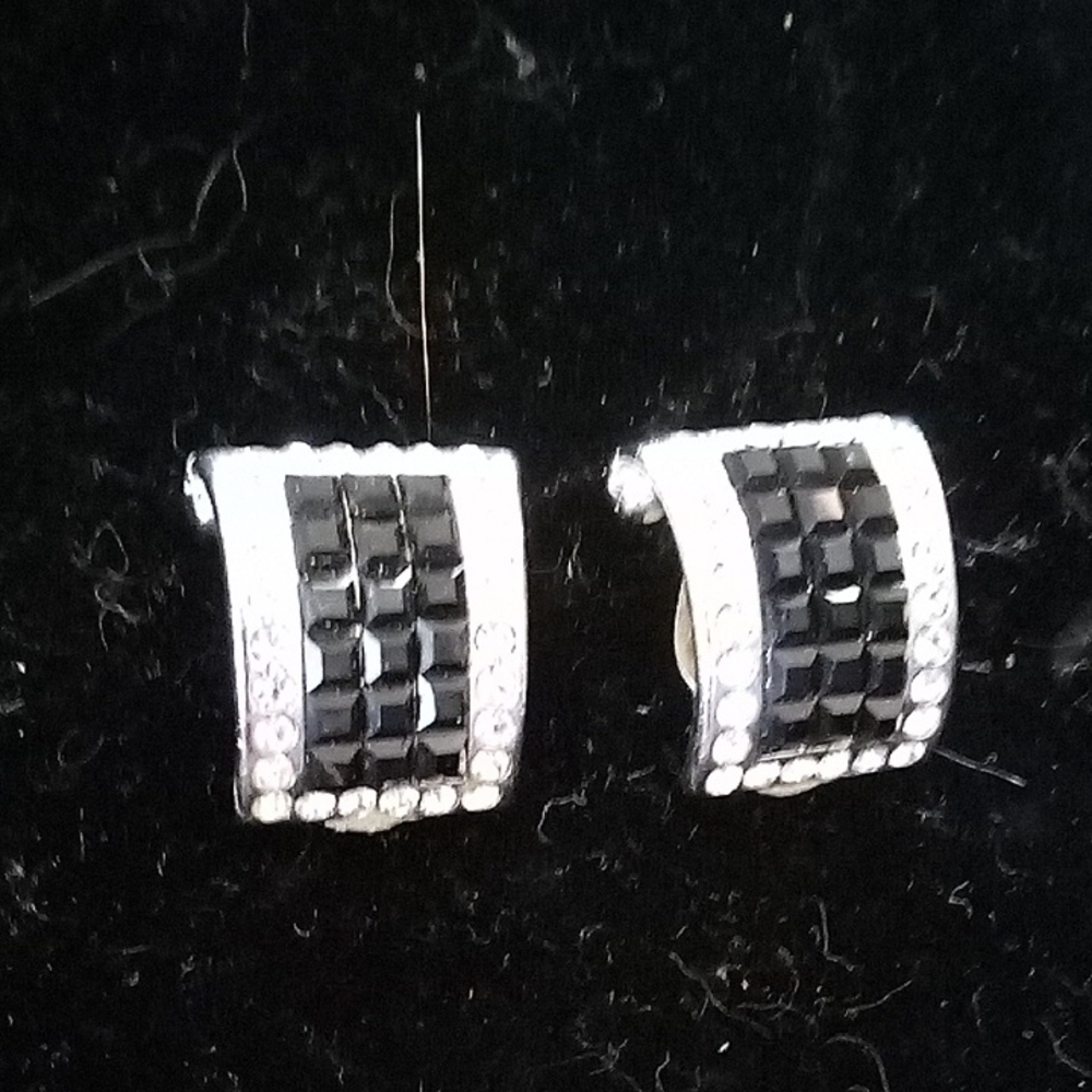 Vintage Silver-Tone Black Crystal Curved Clip On Earrings